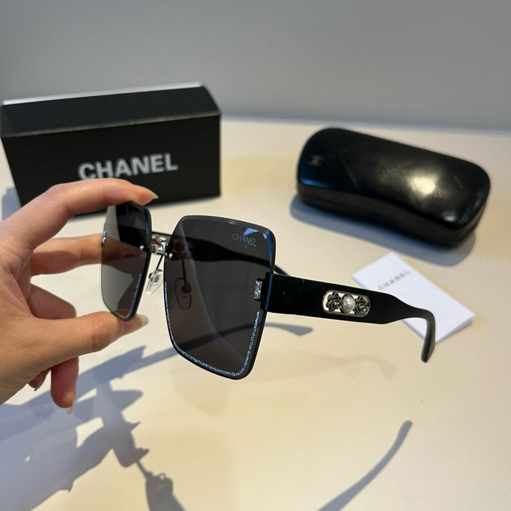 Embellished Rimless Square Sunglasses - Black/Silver - View 4