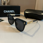 Letter-Temple Cat-Eye Sunglasses - Black - View 3