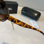 Oval Charm Sunglasses - Tortoiseshell - View 4