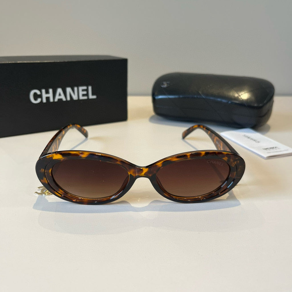 Oval Charm Sunglasses - Tortoiseshell - View 2