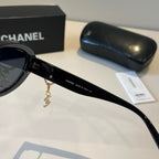 Oval Charm Sunglasses - Black - View 9