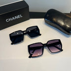 Oversized Gradient Square Sunglasses - Black - View 11