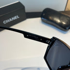 Oversized Gradient Square Sunglasses - Black - View 6