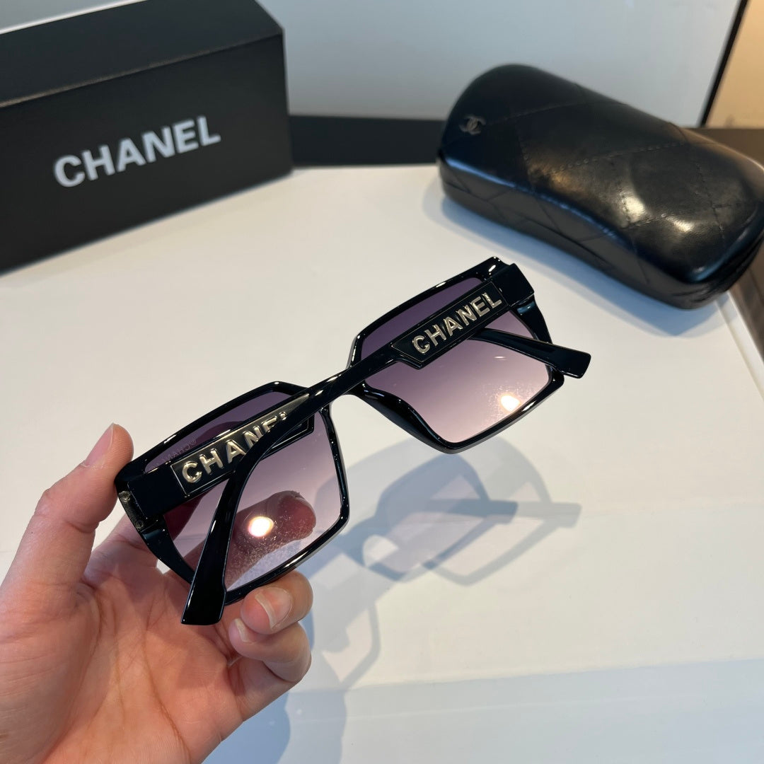 Oversized Gradient Square Sunglasses - Black/Purple Gradient - View 7