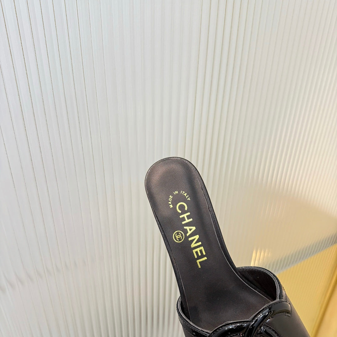 Double C Mid-Heel Slide Sandals - Black - View 8