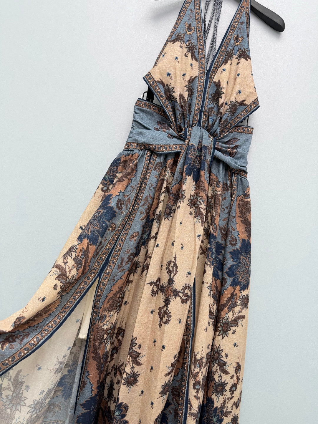 Paisley Cutout Halterneck Maxi Dress - Brown Multicolor - View 4