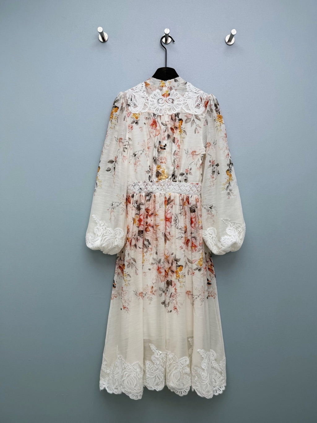 Lace-Trim Floral Maxi Dress - Ivory Floral - View 9