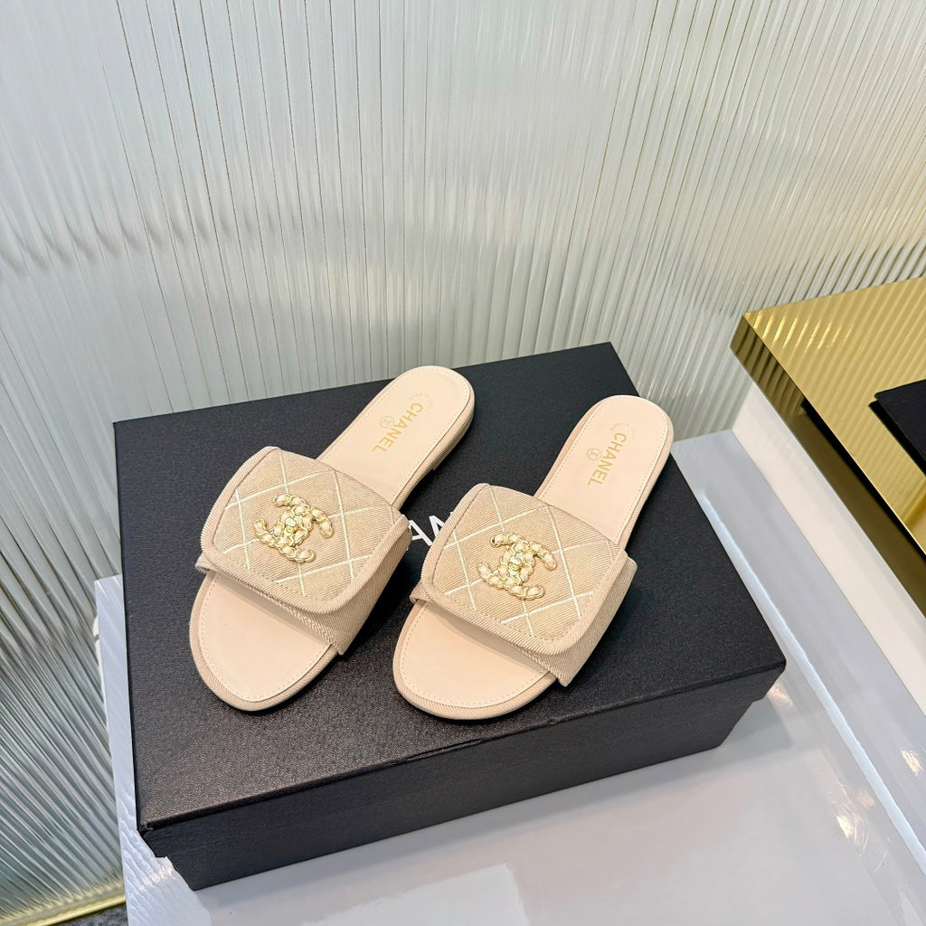 Quilted Double C Slide Sandals - Beige - View 4