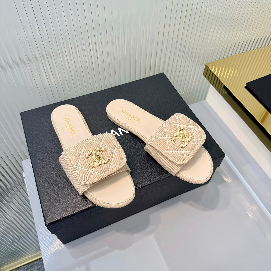 Quilted Double C Slide Sandals - Beige - View 6