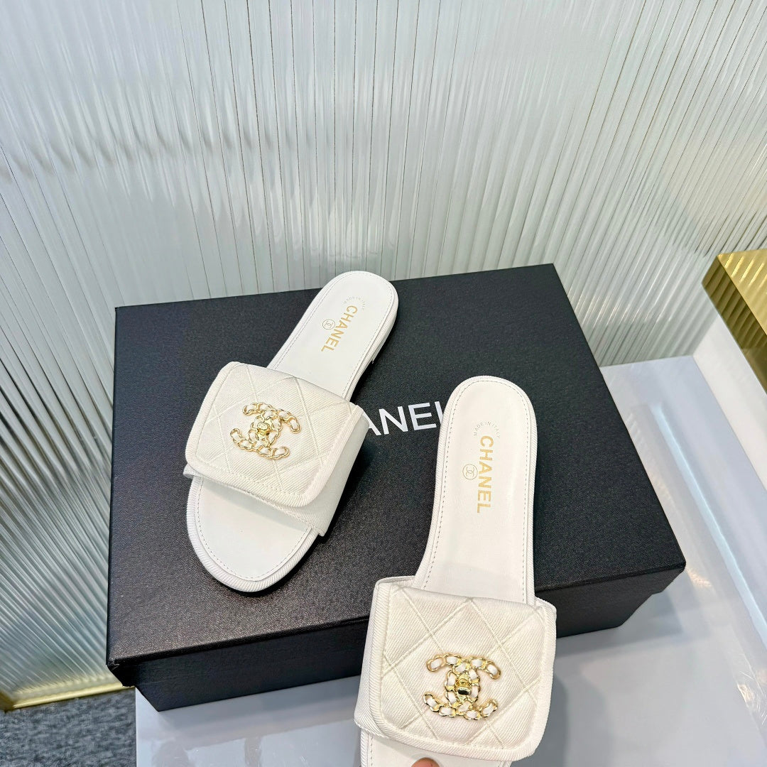 Quilted Double C Slide Sandals - White - View 6