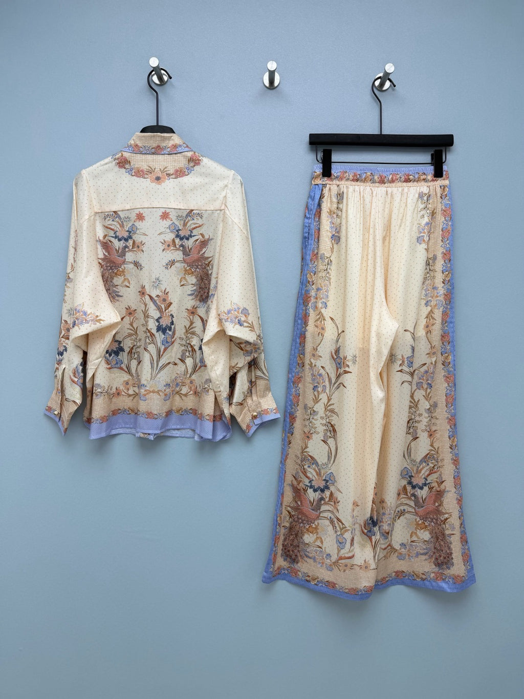 Satin-Finish Bird Print Shirt And Trousers Set - Ivory Blue - View 18