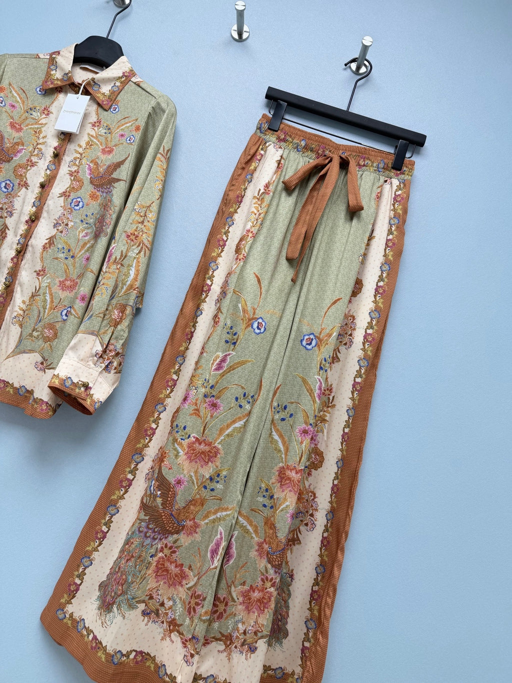 Satin-Finish Bird Print Shirt And Trousers Set - Sage Green - View 7