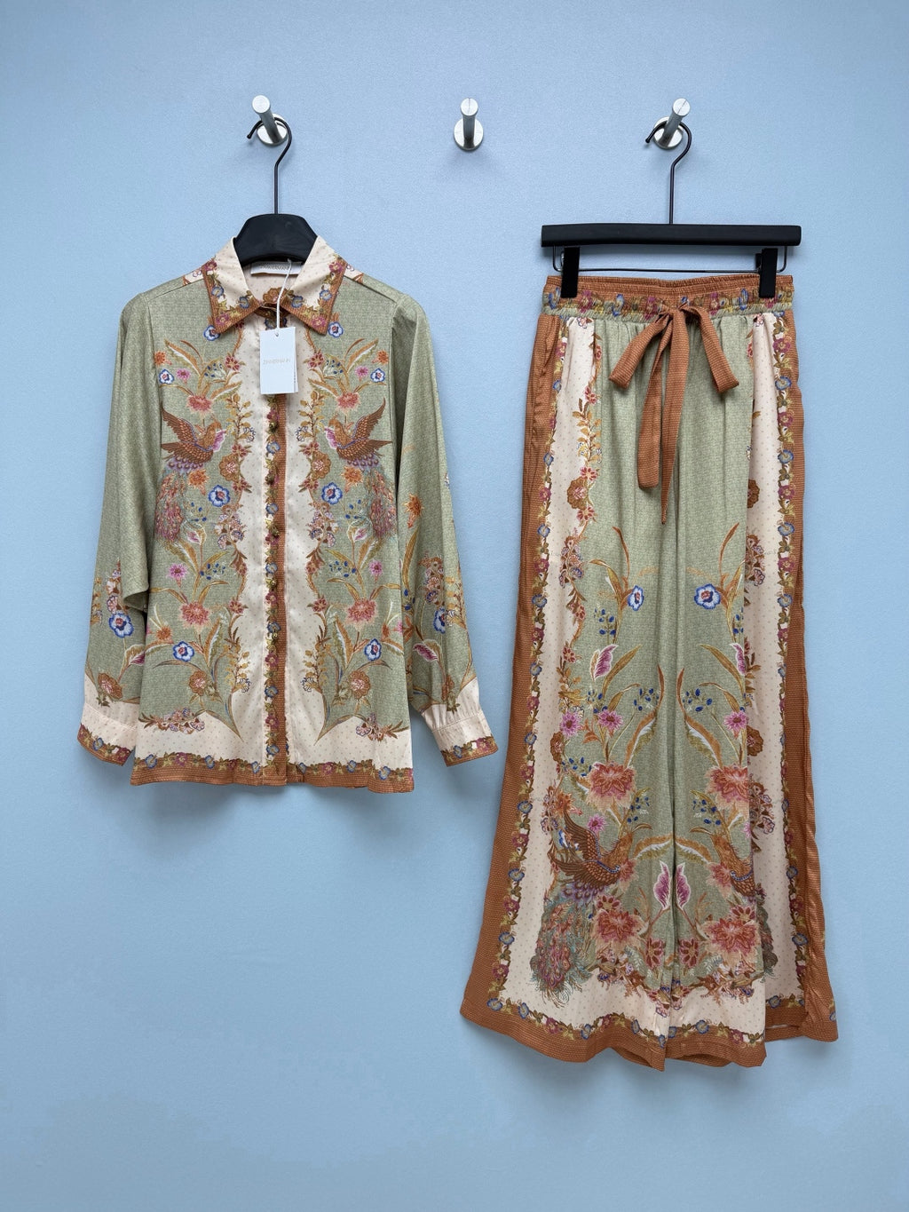 Satin-Finish Bird Print Shirt And Trousers Set - Sage Green - View 1
