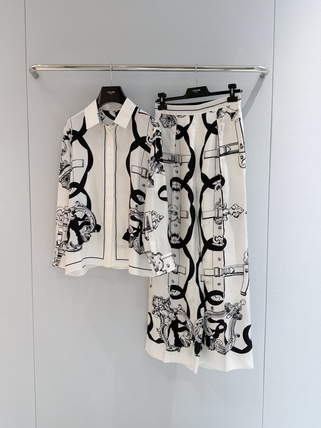 Chain Print Silk Wide-Leg Trousers - View 2