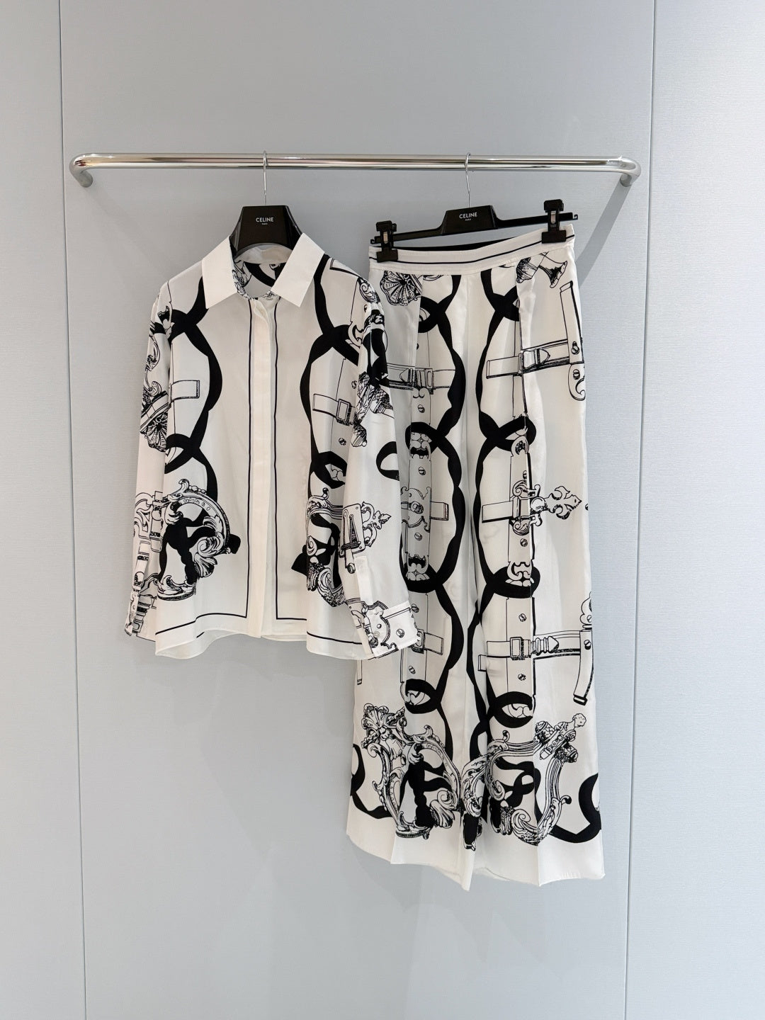Chain Print Silk Wide-Leg Trousers - View 2