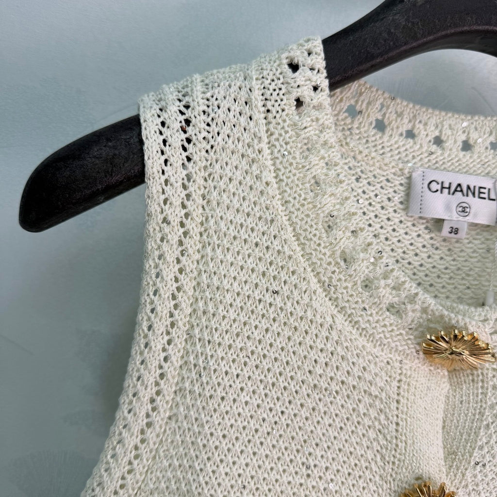 Textured Knit Vest - View 5