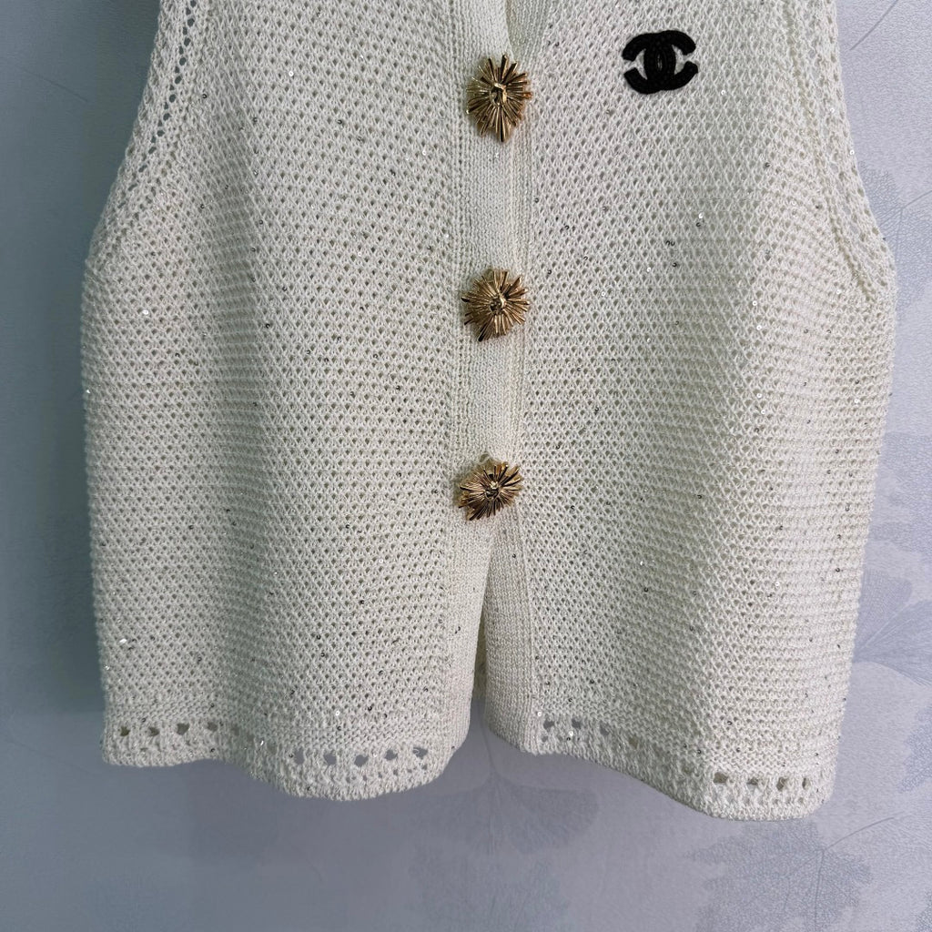Textured Knit Vest - View 7