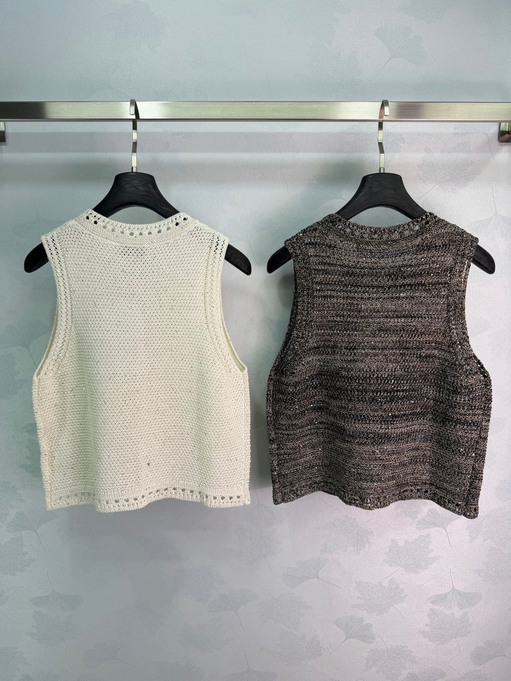 Textured Knit Vest - View 9