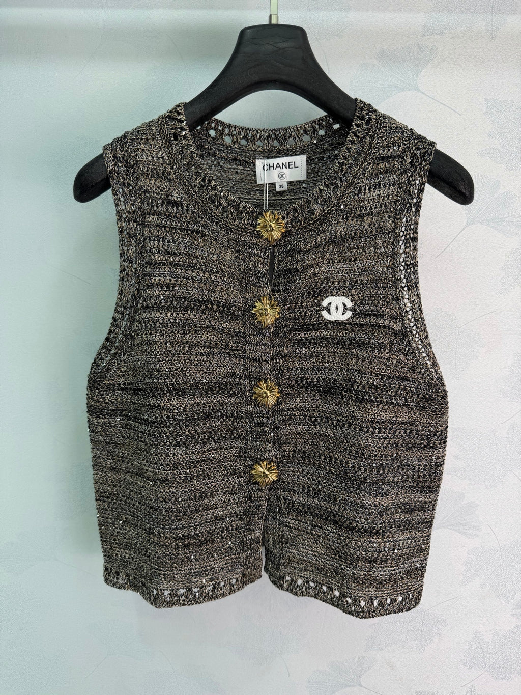 Textured Knit Vest - View 2