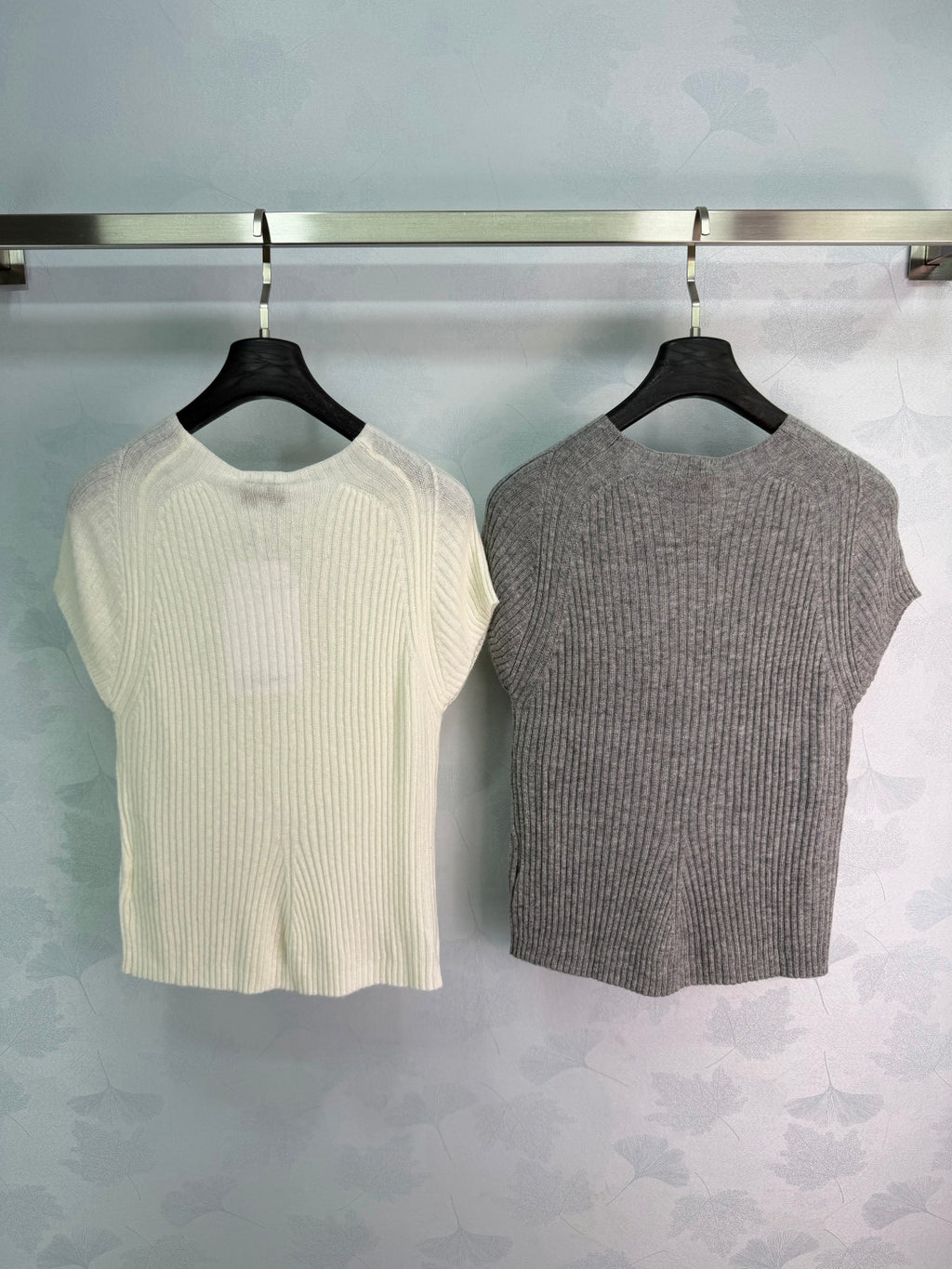 Contrast-Trim Knit Cardigan - View 9