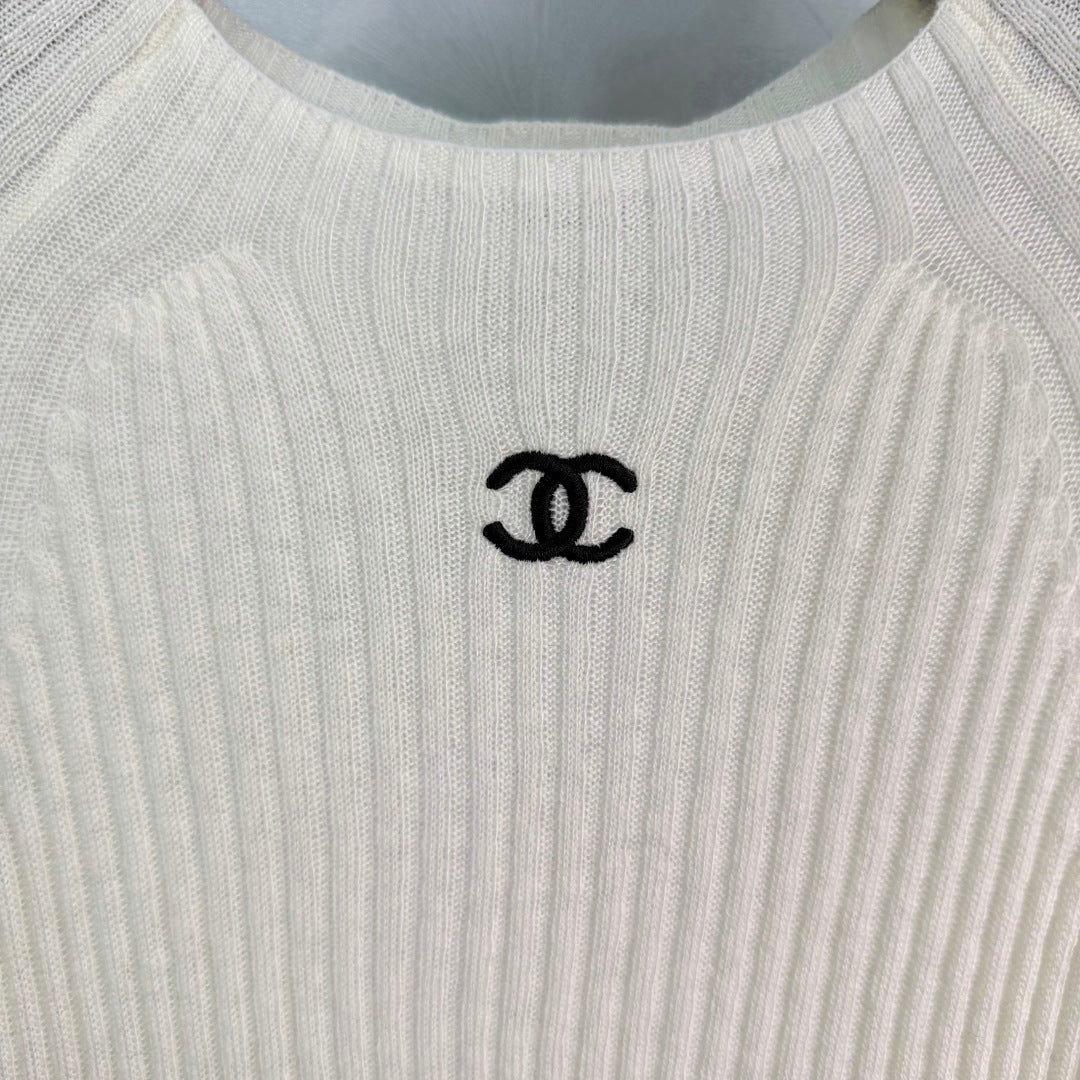 Contrast-Trim Knit Cardigan - View 6