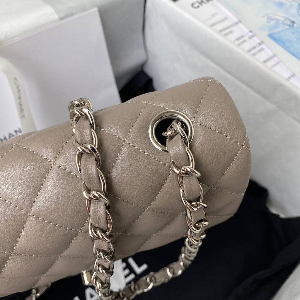 1.55 Classic Quilted Flap Bag