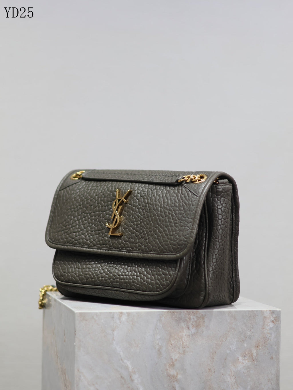Niki Medium Shoulder Bag