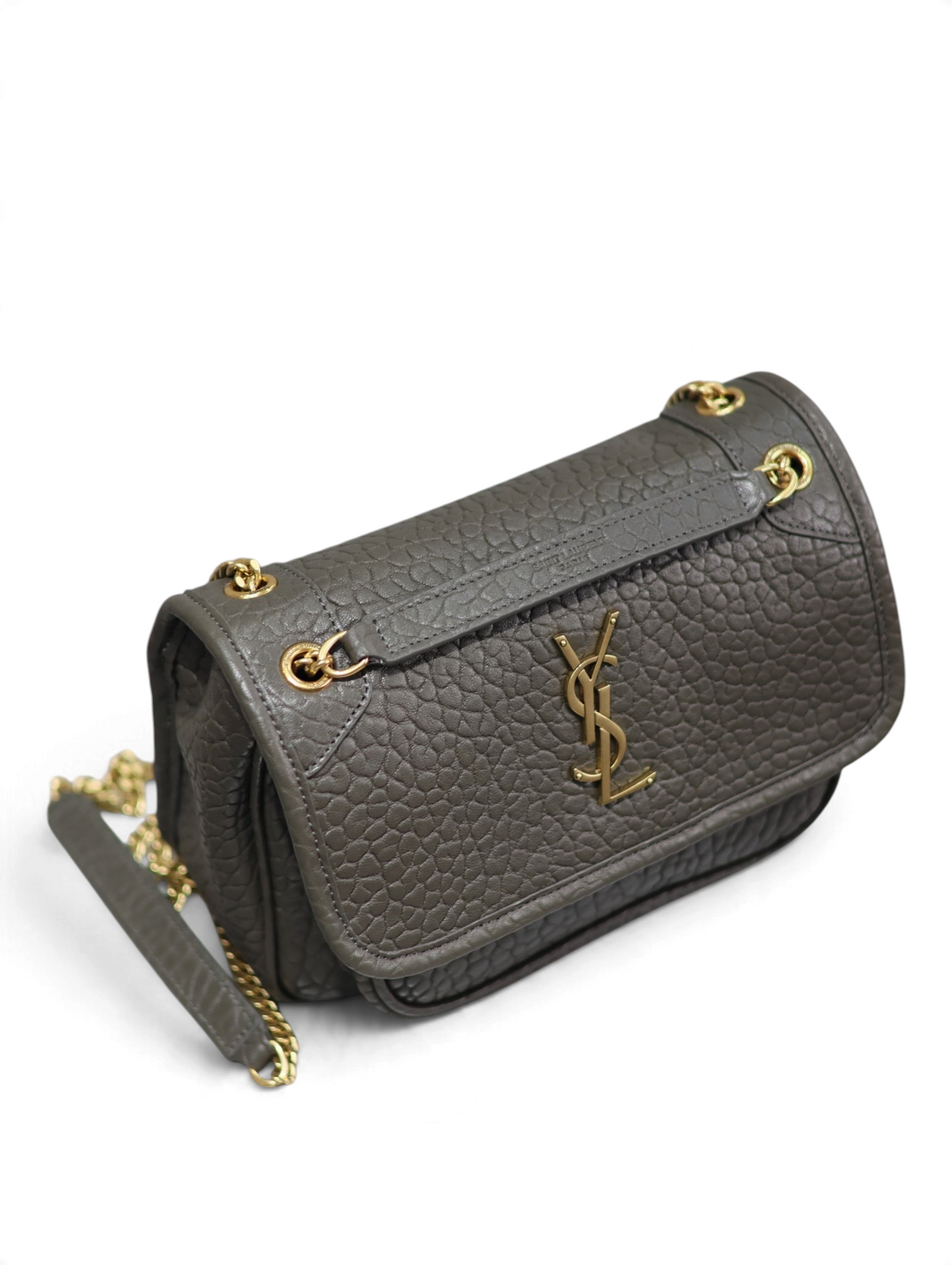 SWORD LUXURY Niki orta boy gri damarlı deri çanta, altın tonlu YSL monogram ve zincir askı detaylı.