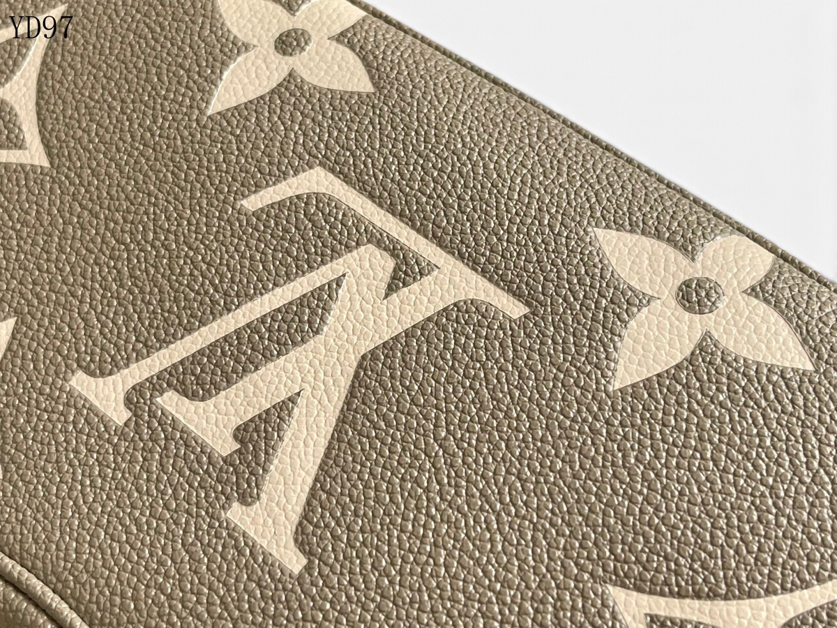 SWORD LUXURY krem rengi Monogram Empreinte deri Louis Vuitton Mini Moon çanta detaylı kabartmalı LV monogram deseni