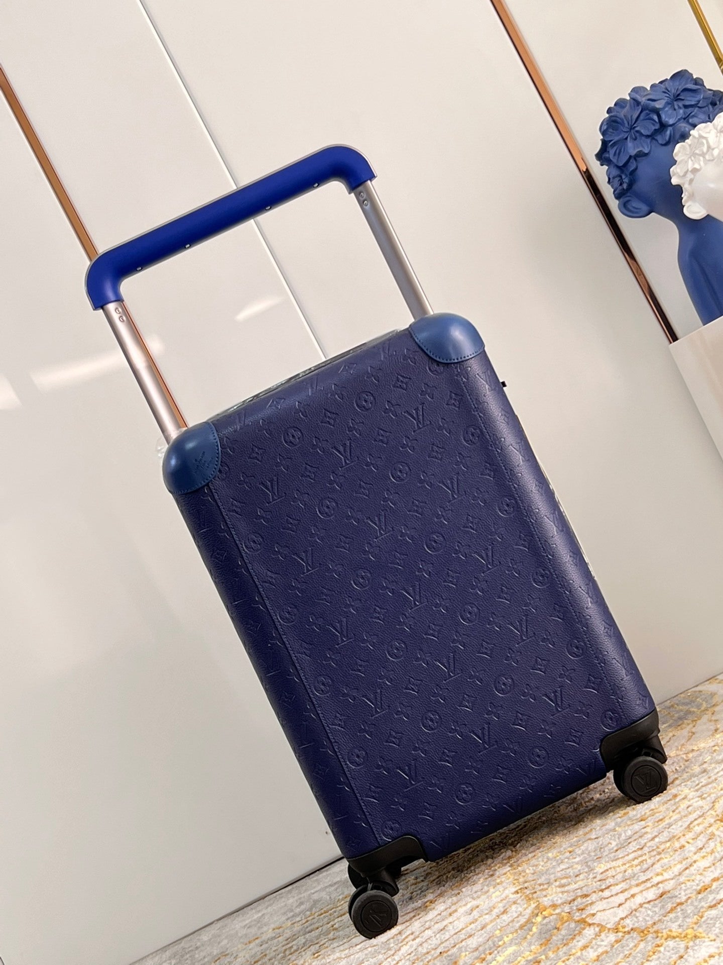 Horizon Style Cabin Suitcase
