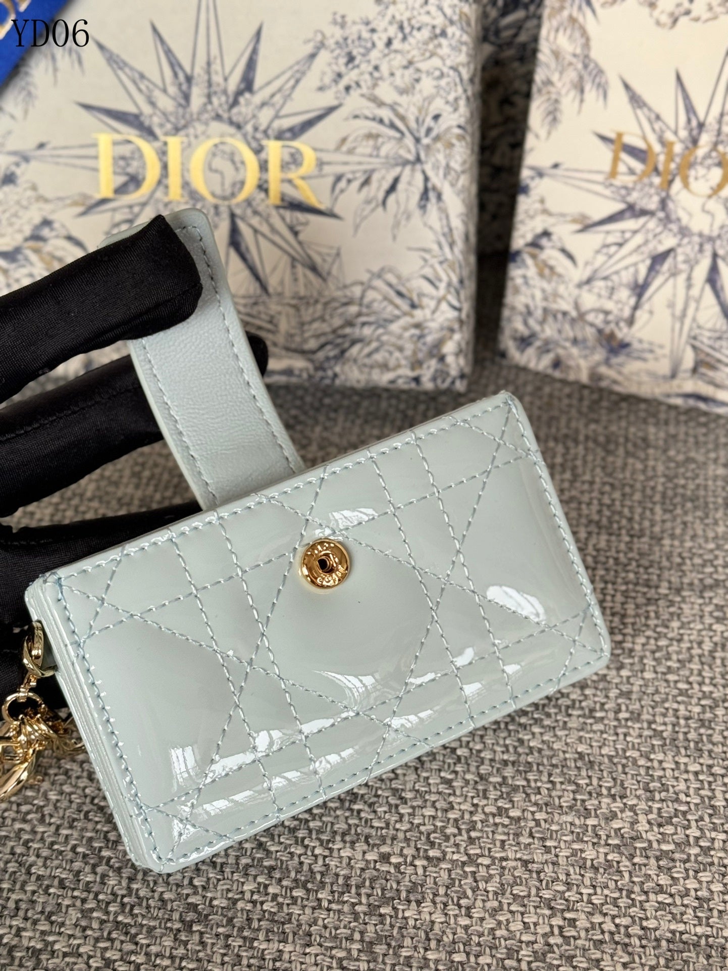 Quilted Leather Compact Wallet