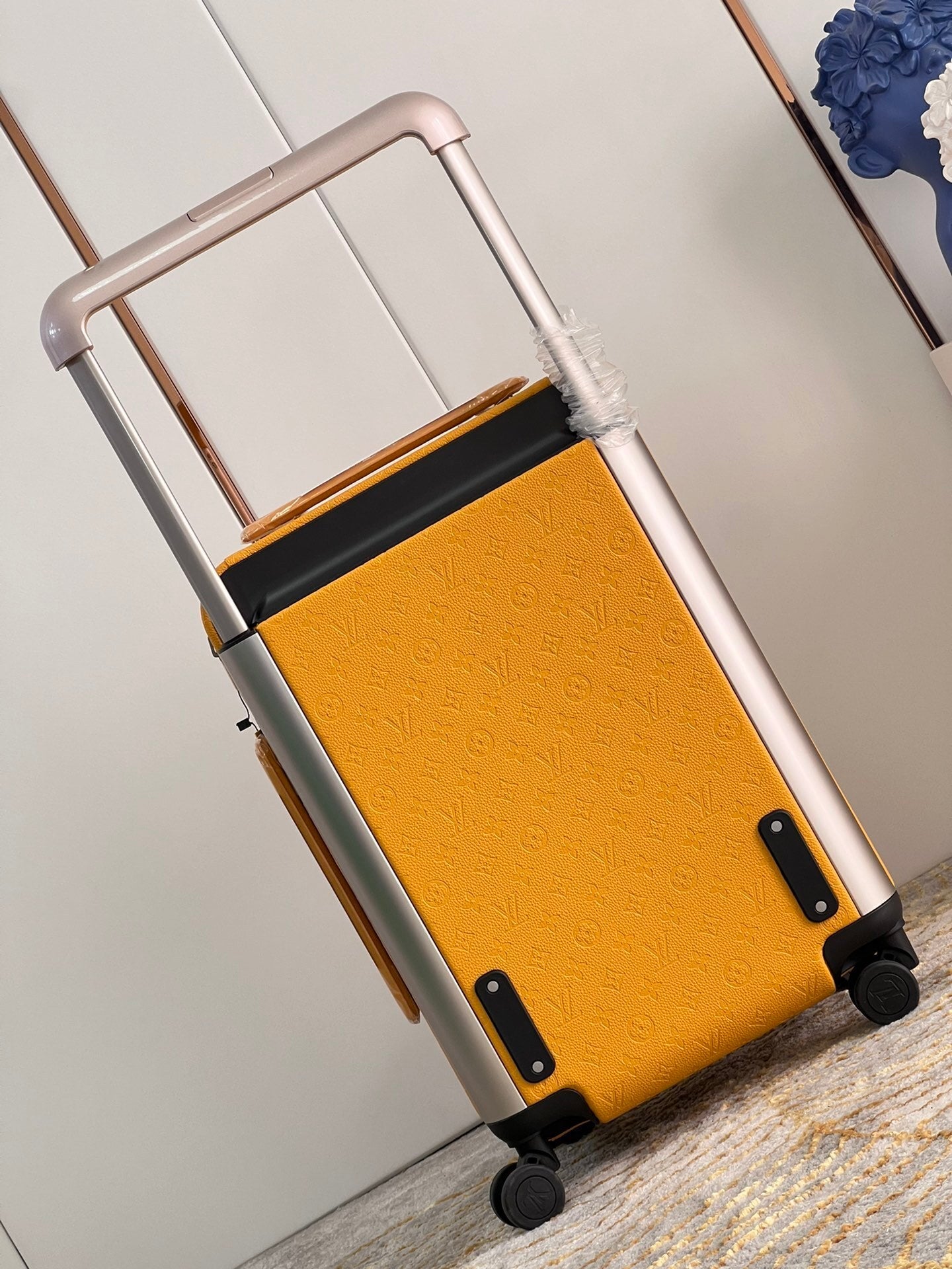 Horizon Style Cabin Suitcase
