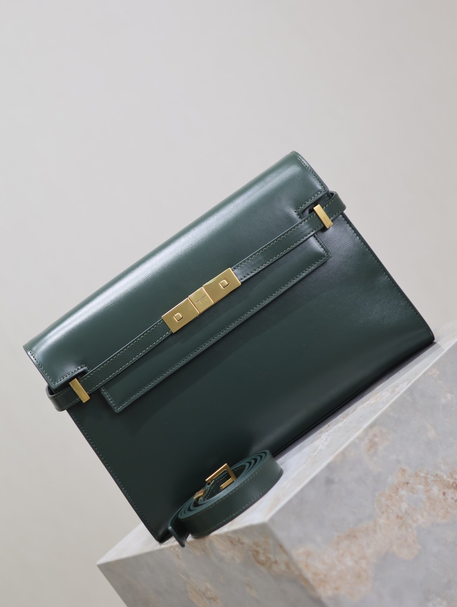 Crocodile-Embossed Leather Chain Bag