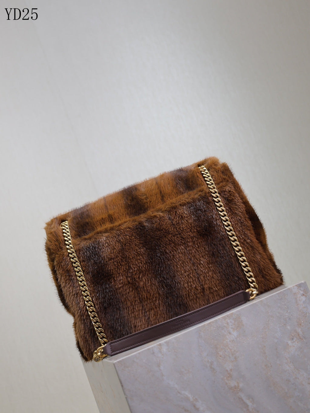 Niki Medium in Shearling Bag