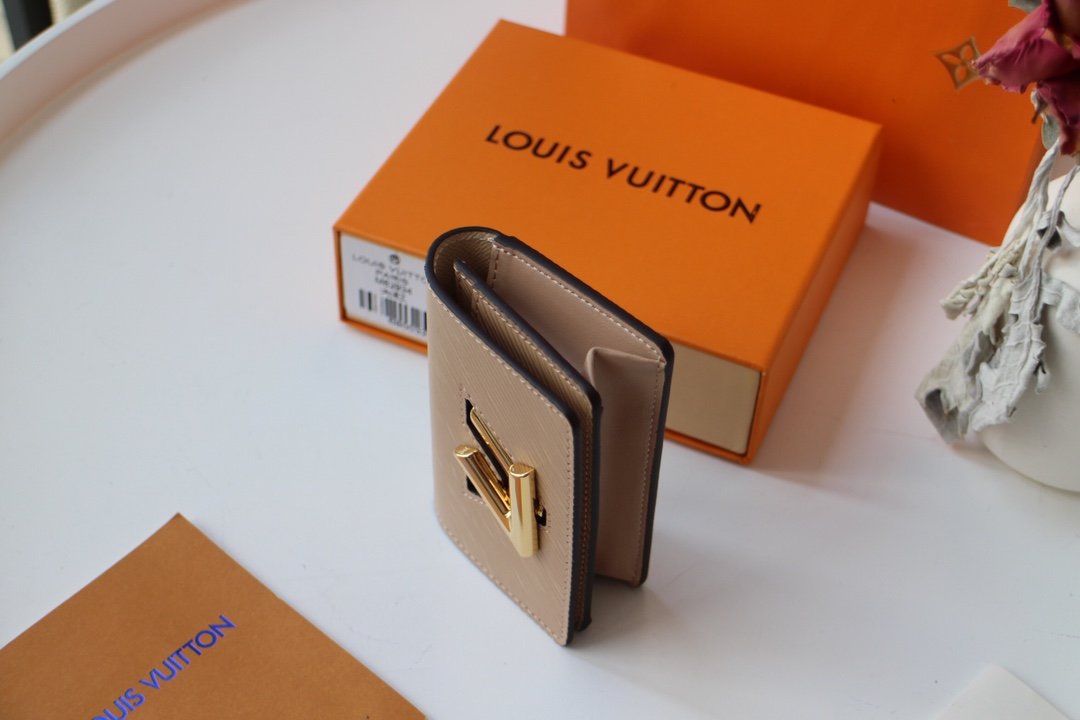 Epi Leather Twist Wallet