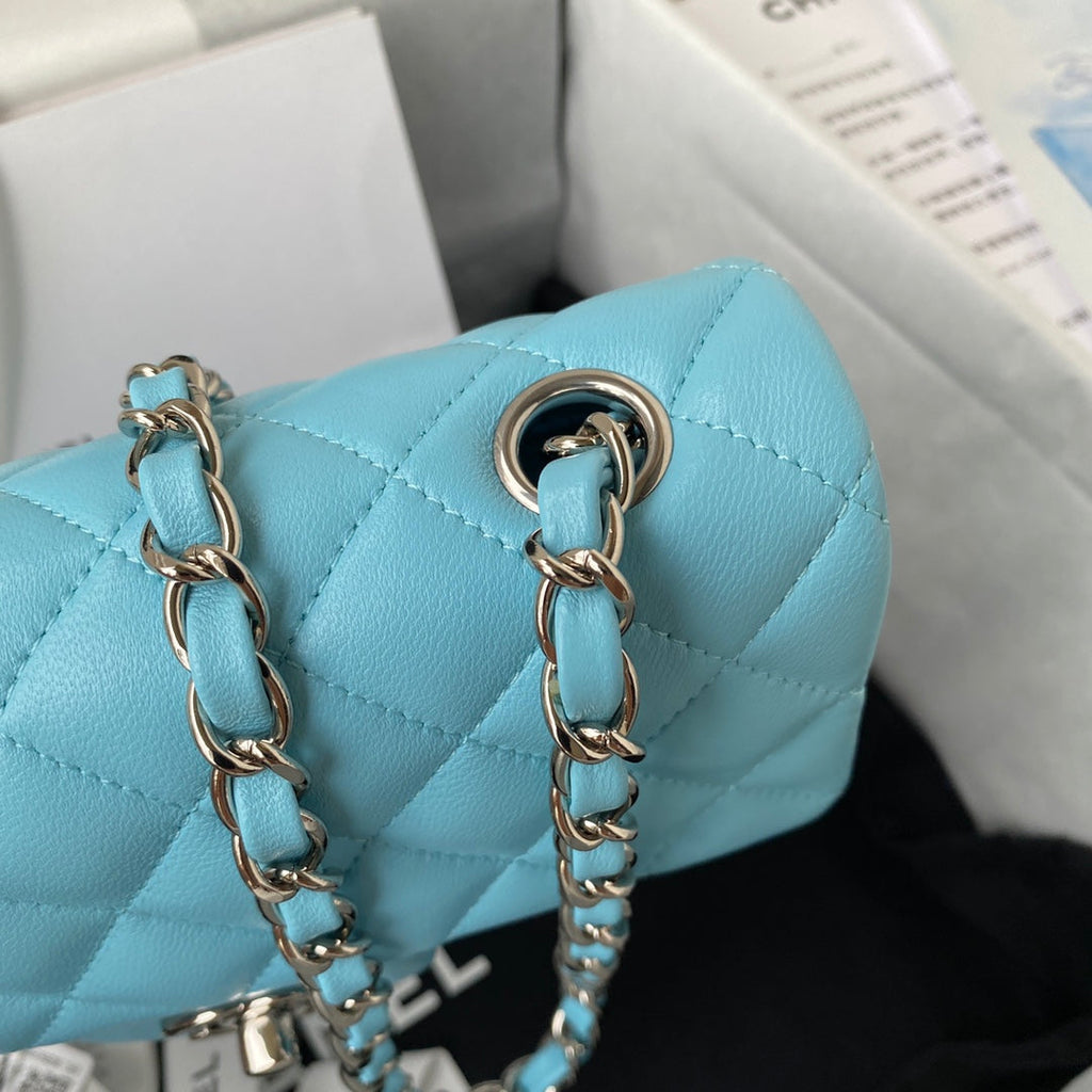 1.55 Classic Quilted Flap Bag