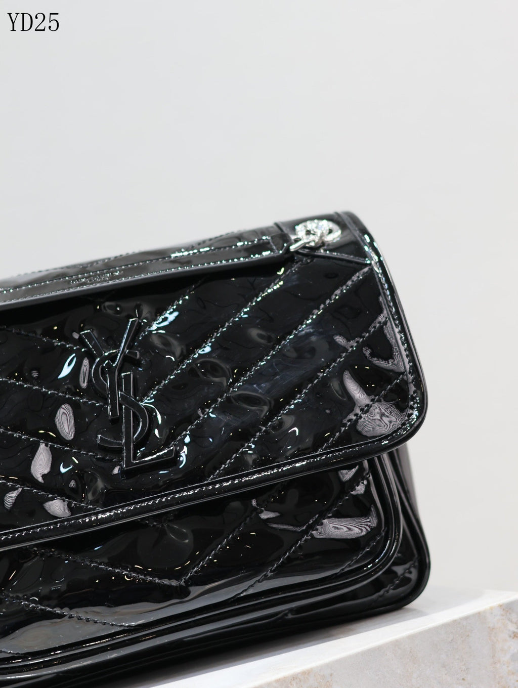 Niki Medium Patent Leather Shoulder Bag