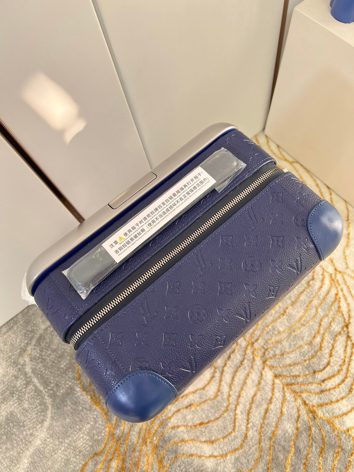 Horizon Style Cabin Suitcase