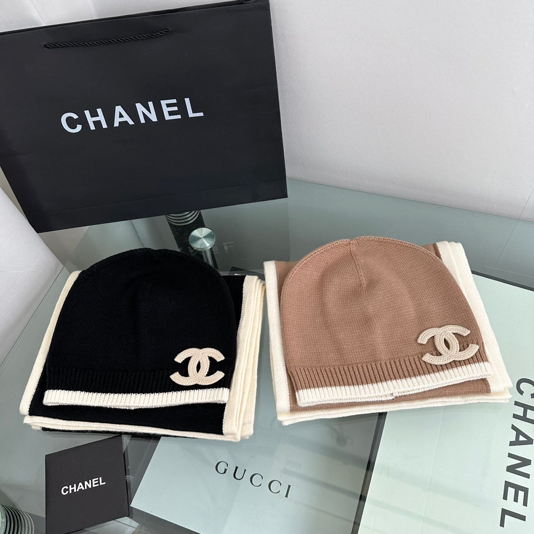Logo Knit Beanie & Scarf Set