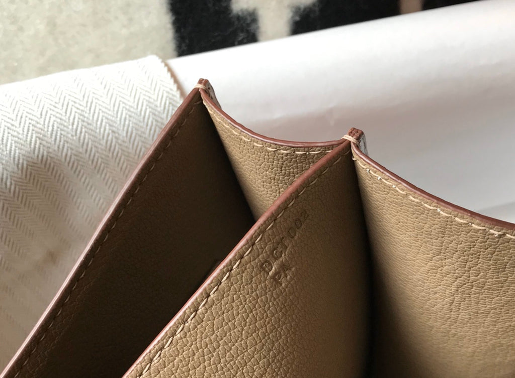 Constance 23 Shoulder Bag – Pigeon Grey