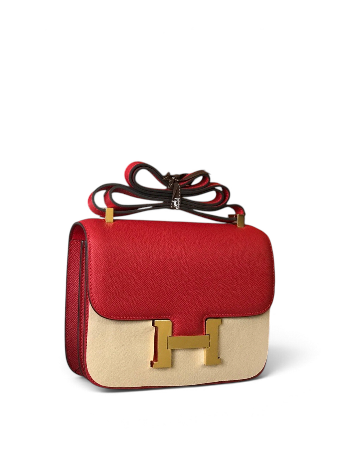 SWORD LUXURY Hermès Constance 18 çanta, kırmızı Epsom deri ve bej detaylı, altın tonlu H tokalı, kutusunda.