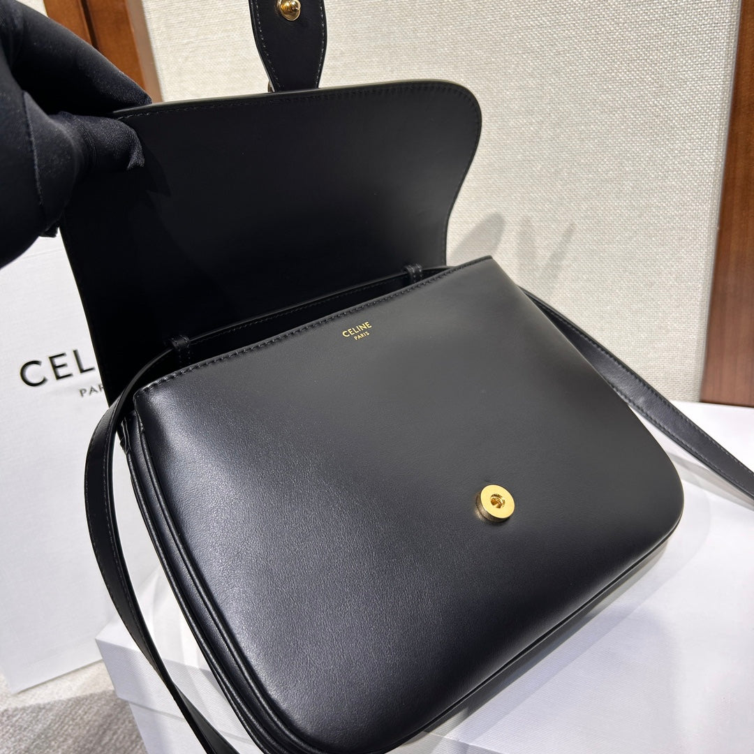 Tabou Leather Messenger Bag