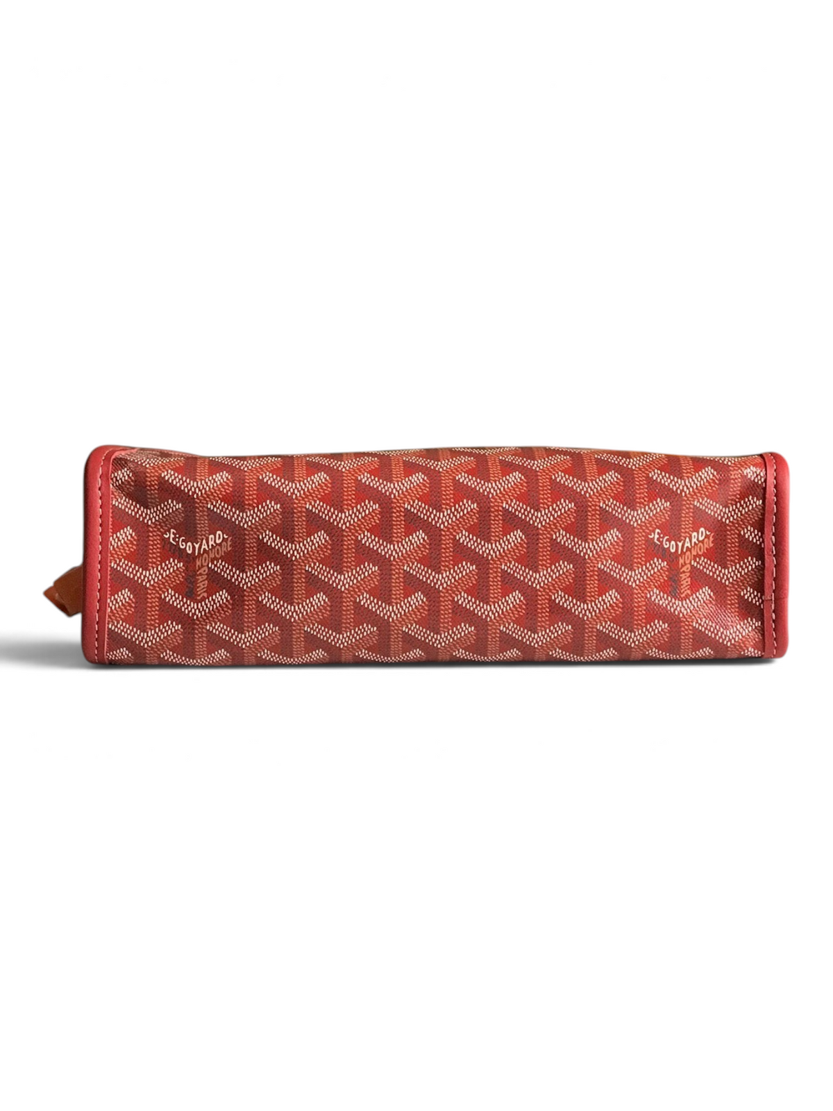 SWORD LUXURY Jouvence toiletry bag in red Goyardine canvas with leather trim, shown with its signature gift box.