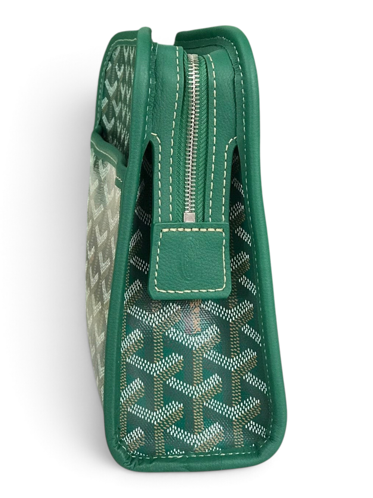 SWORD LUXURY Jouvence toiletry bag in green Goyardine canvas with leather trim, shown from the side with brand boxes.