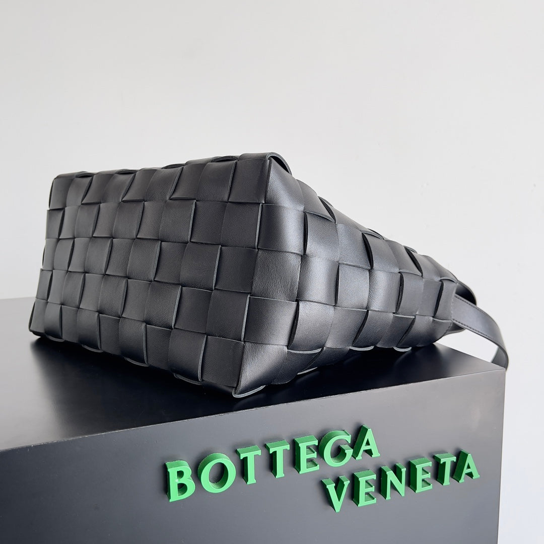Cassette Bowling Bag