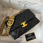 23 Quilted Chain Underarm Bag