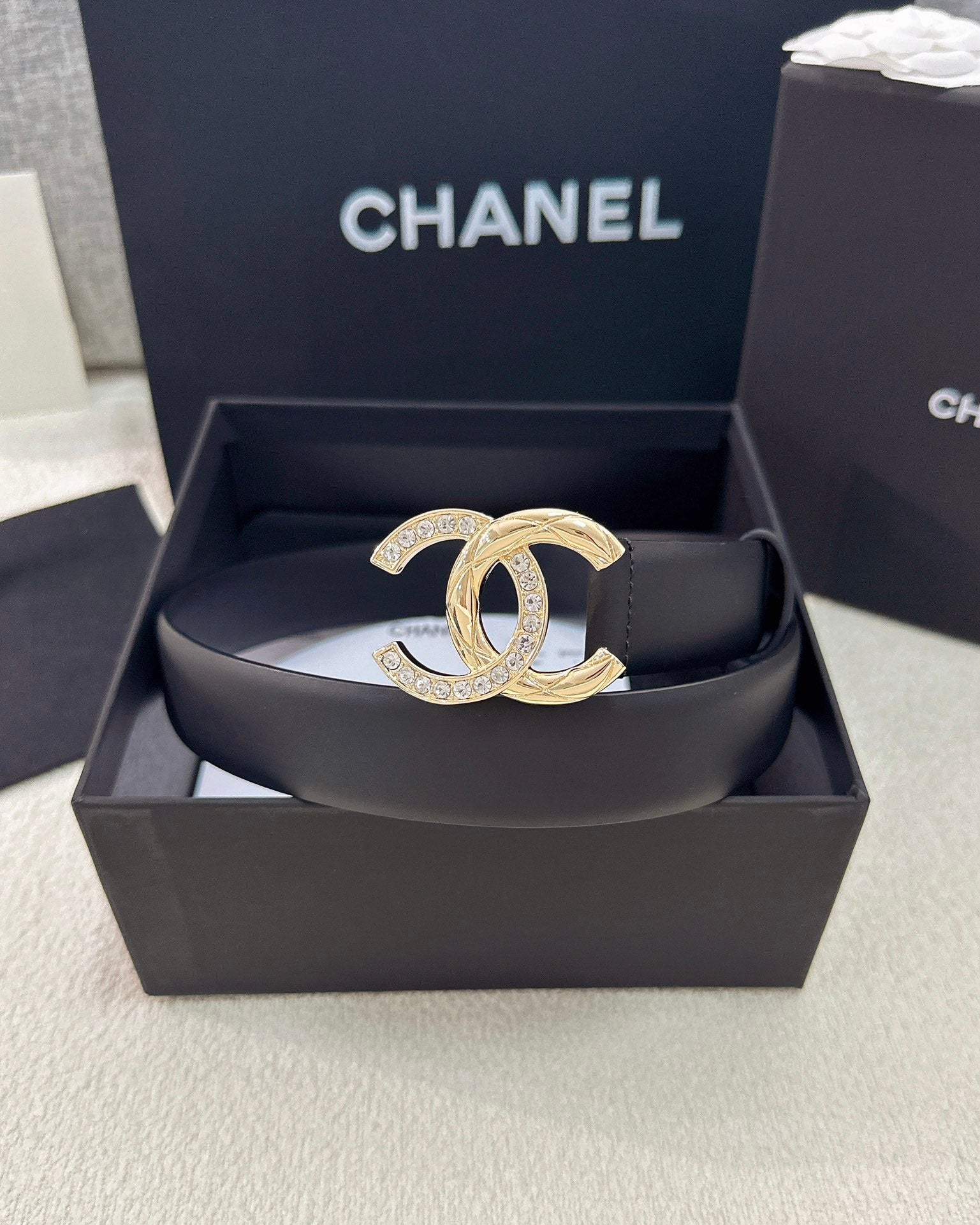 Twisted CC Crystal Buckle Black Leather Belt