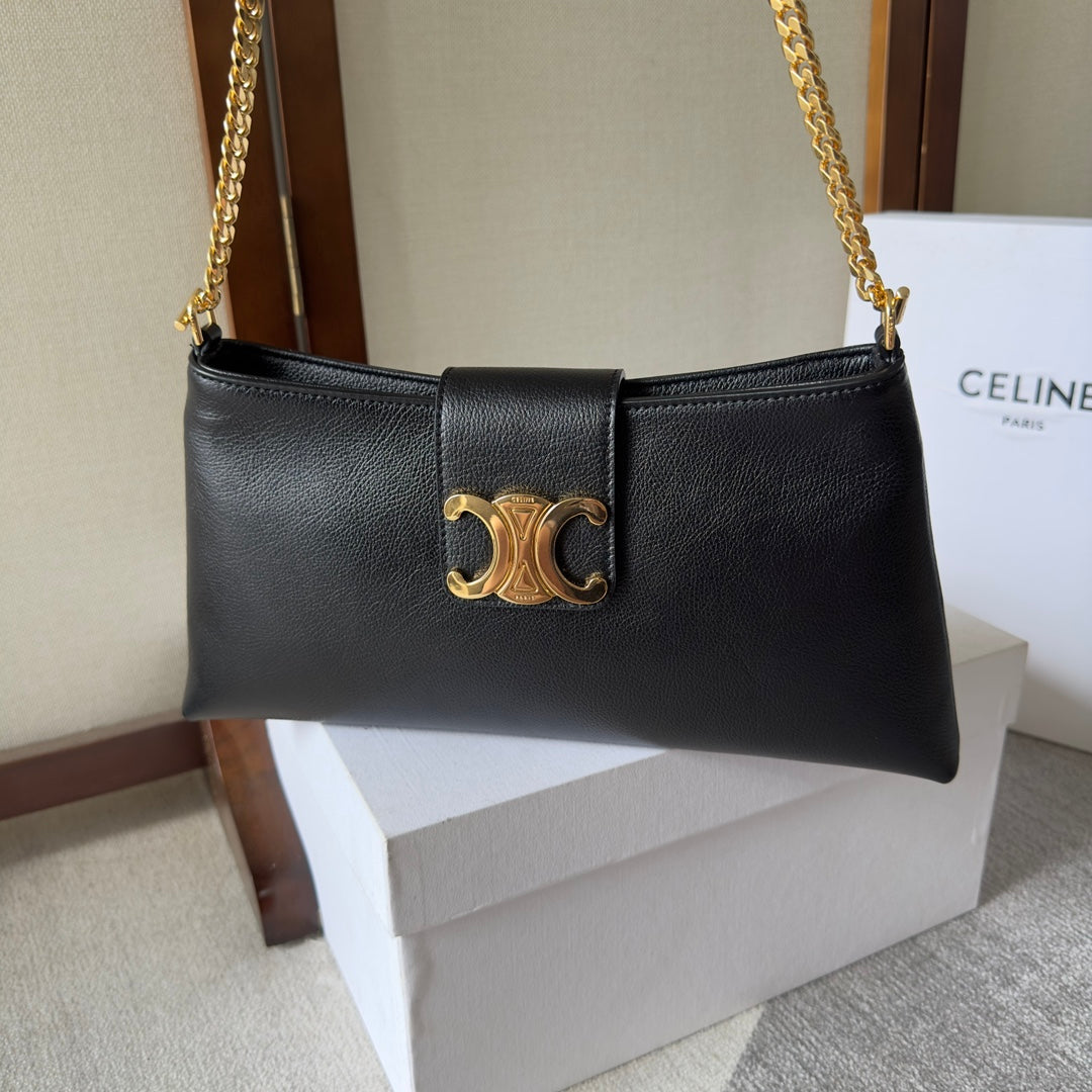 Triomphe Soft Calfskin Shoulder Bag