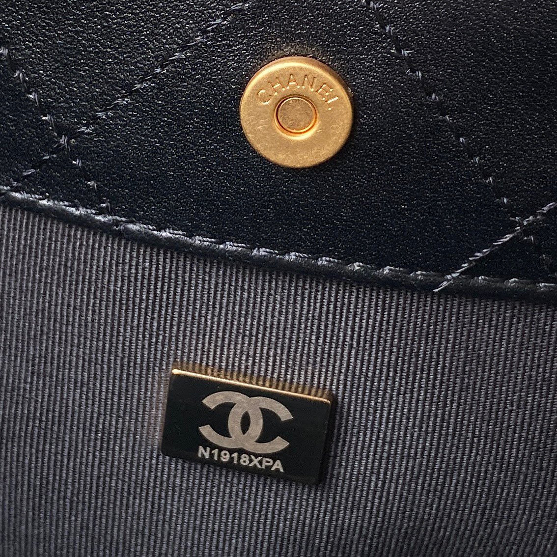 Quilted Lambskin Shoulder Bag with Gold Chain