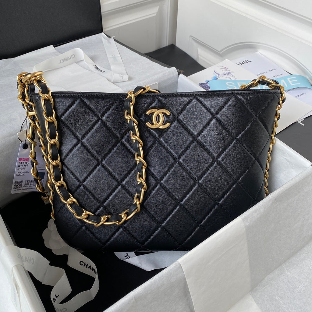 Quilted Lambskin Shoulder Bag with Gold Chain